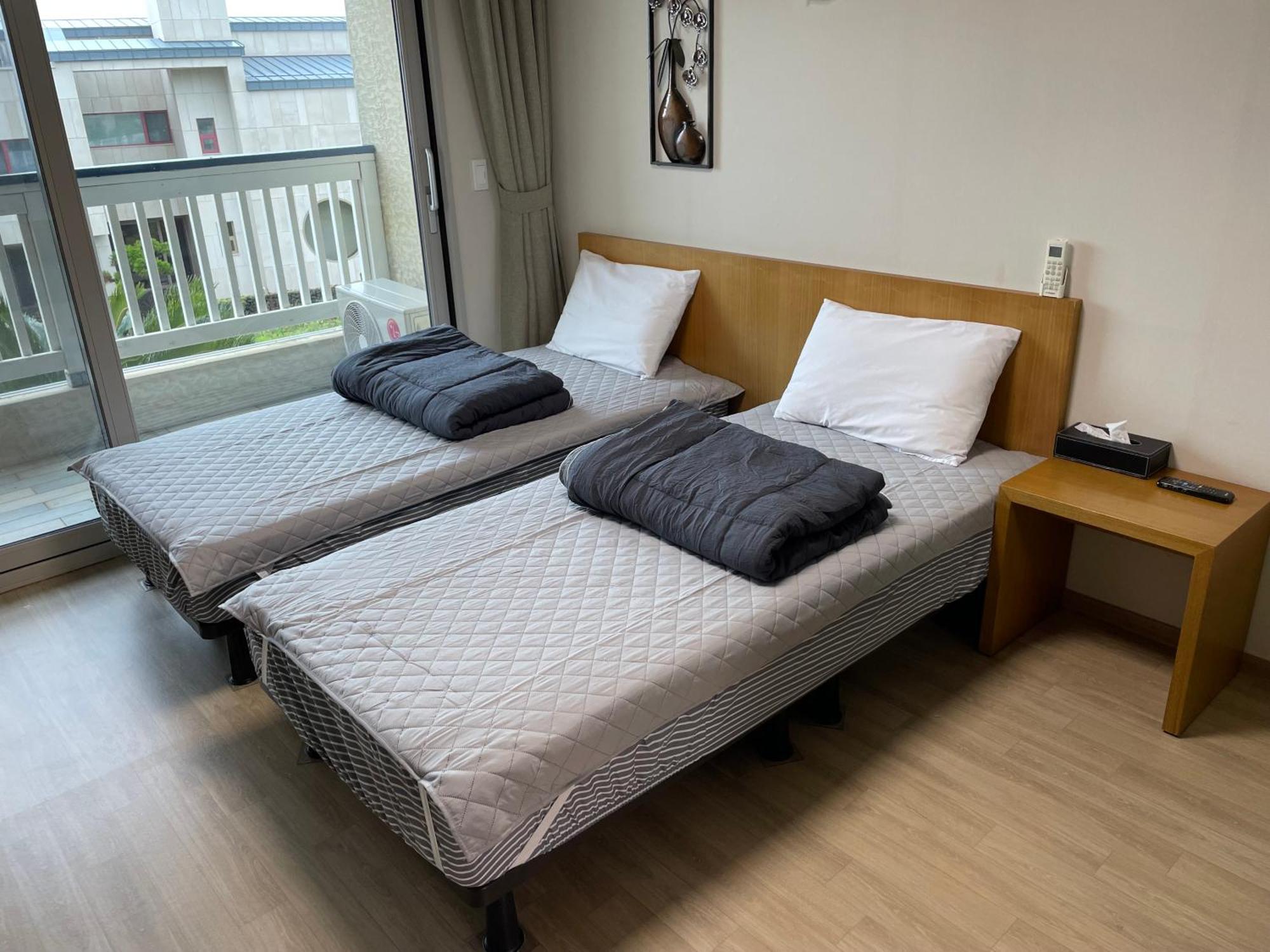 Jeju The Ocean Hill Pension Σεογκουίπο Εξωτερικό φωτογραφία