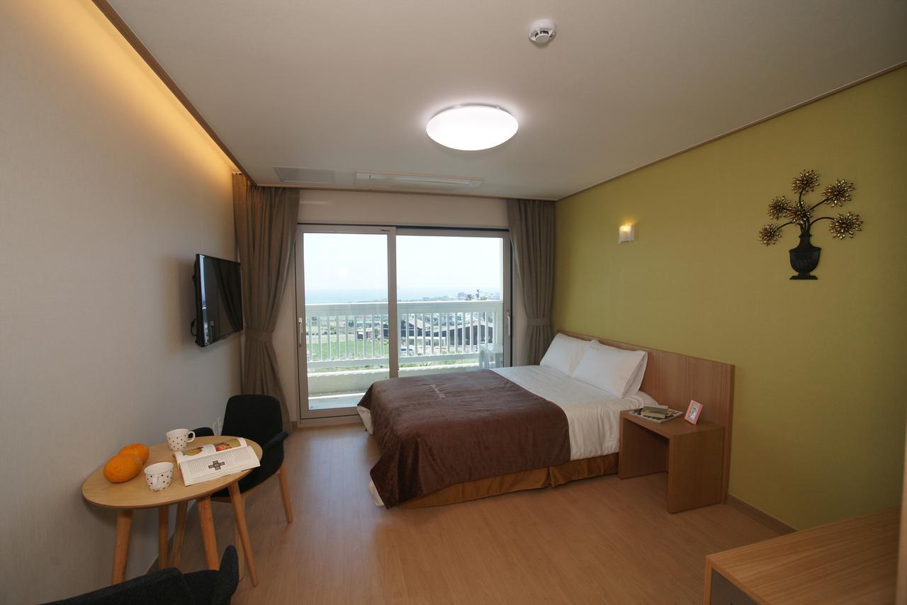 Jeju The Ocean Hill Pension Σεογκουίπο Εξωτερικό φωτογραφία