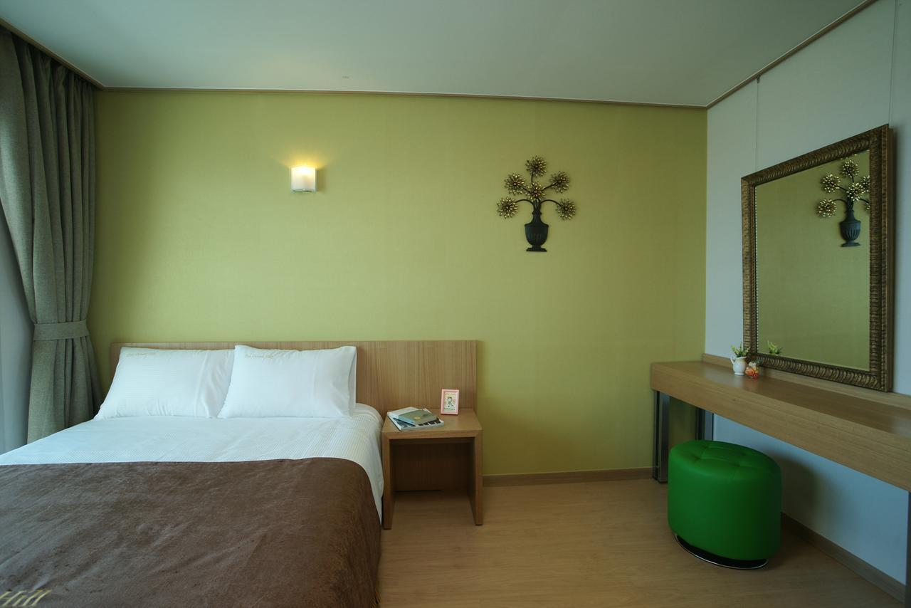 Jeju The Ocean Hill Pension Σεογκουίπο Εξωτερικό φωτογραφία